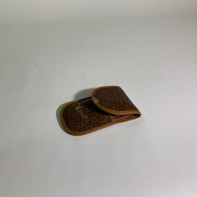 皮質棕色修容組