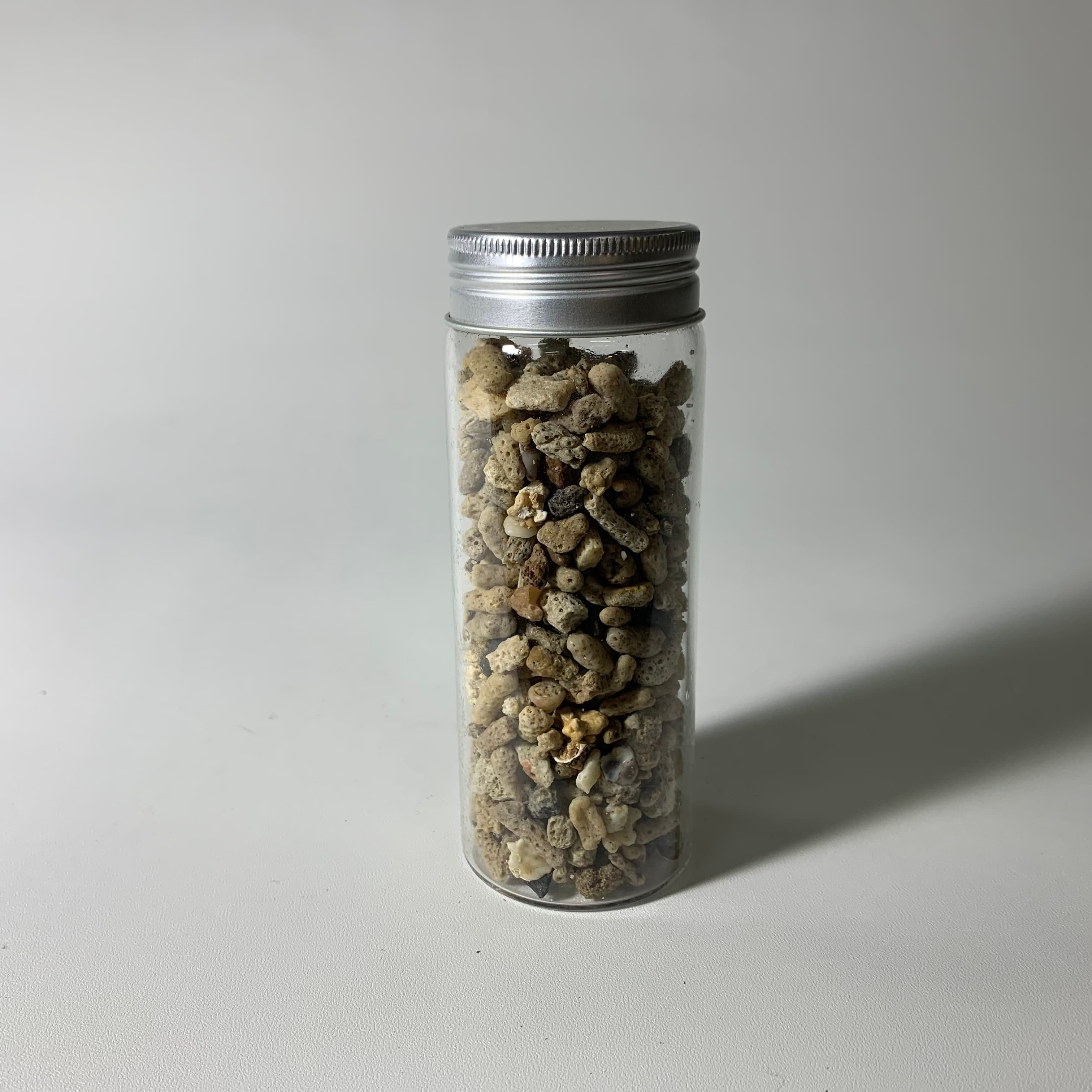 玻璃棕色珊瑚沙礦物瓶