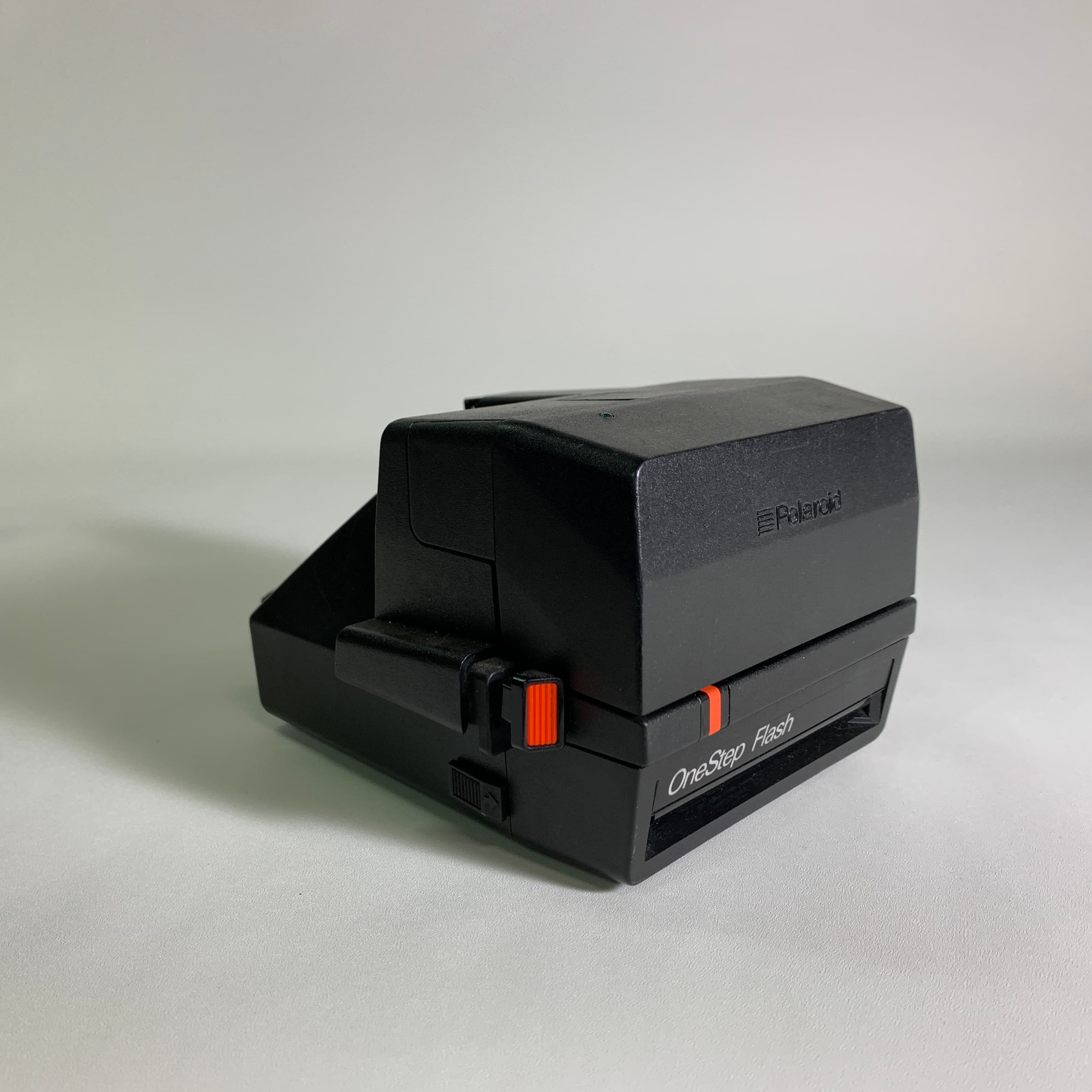 polaroid onestep black