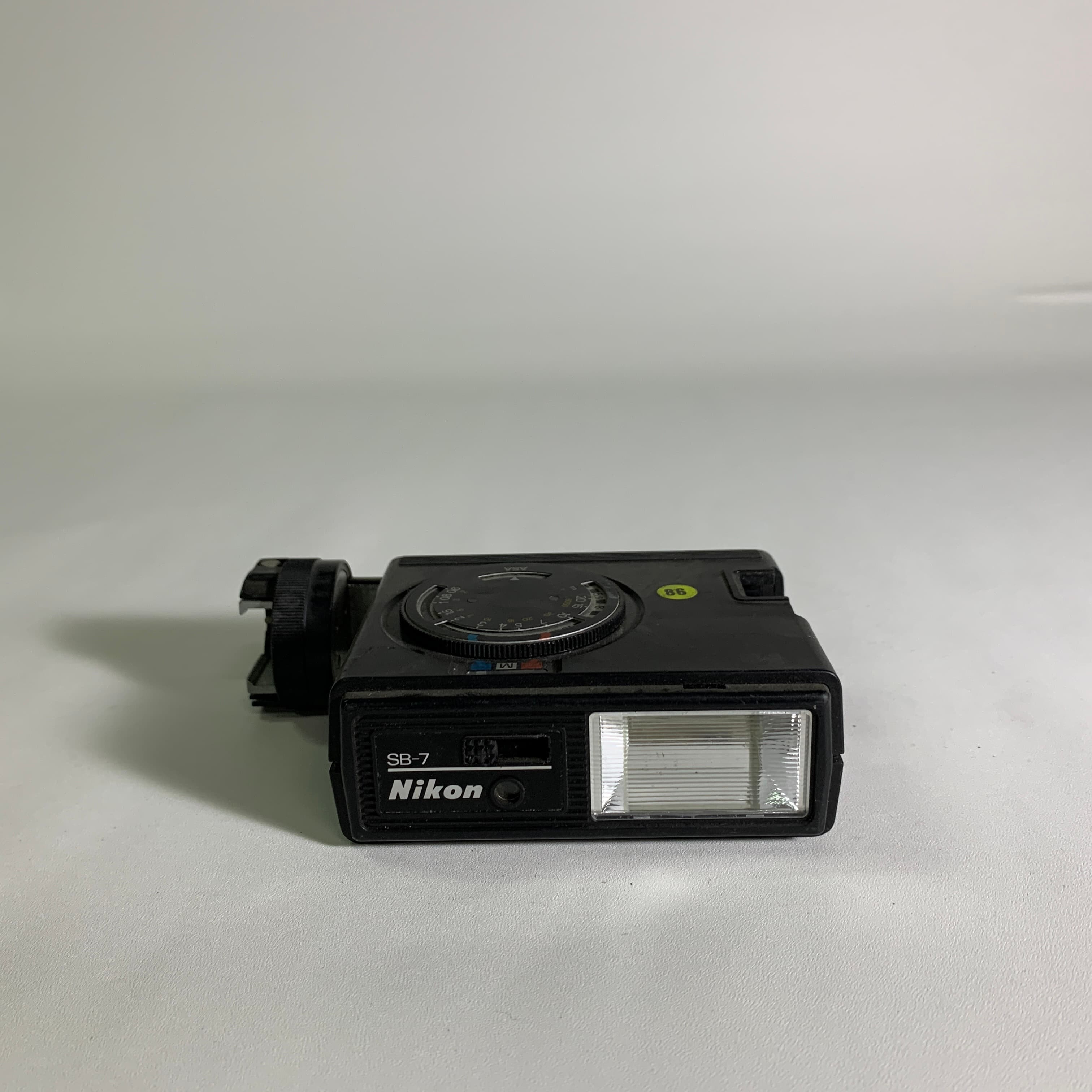 nikon sb 10 black