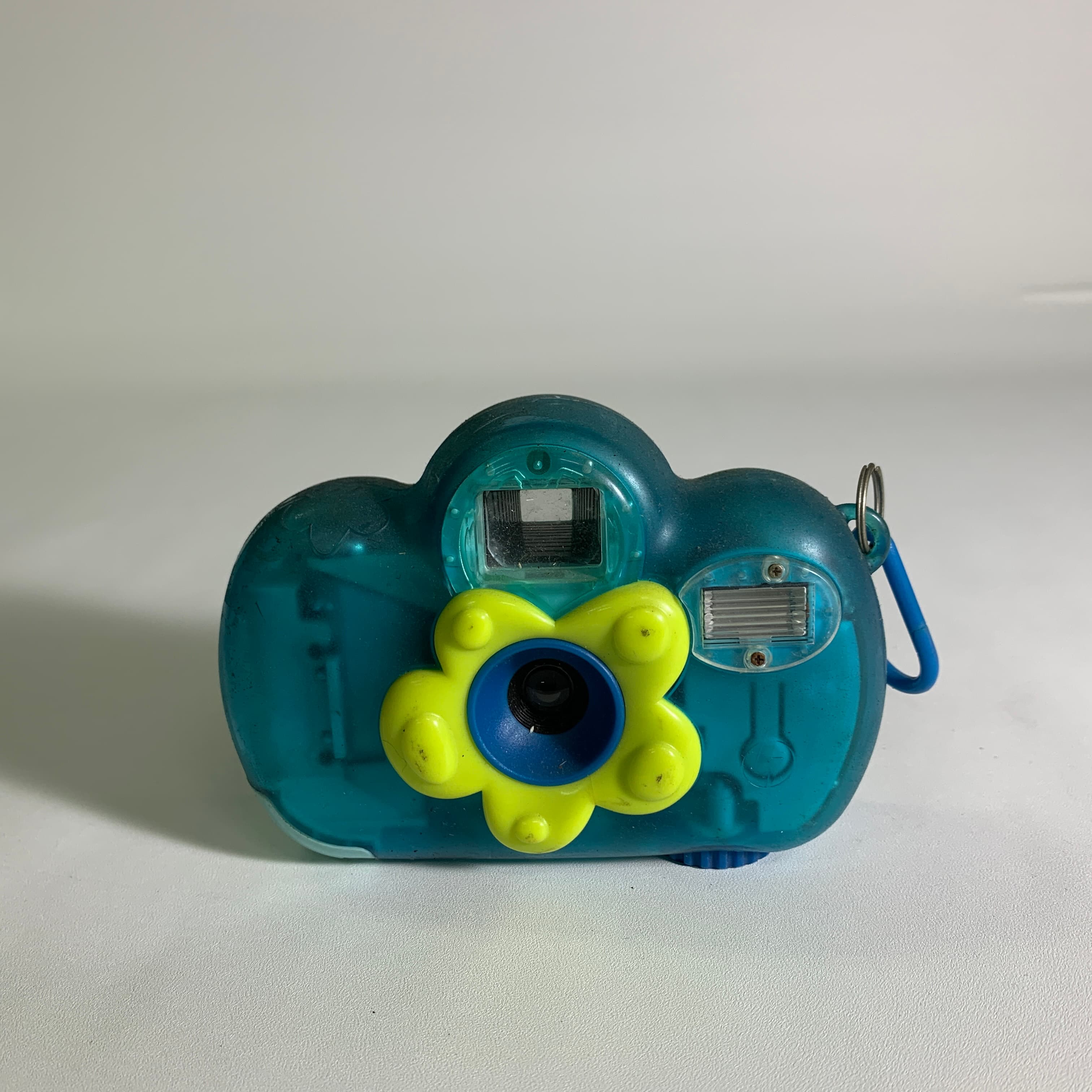 flower teal camera
