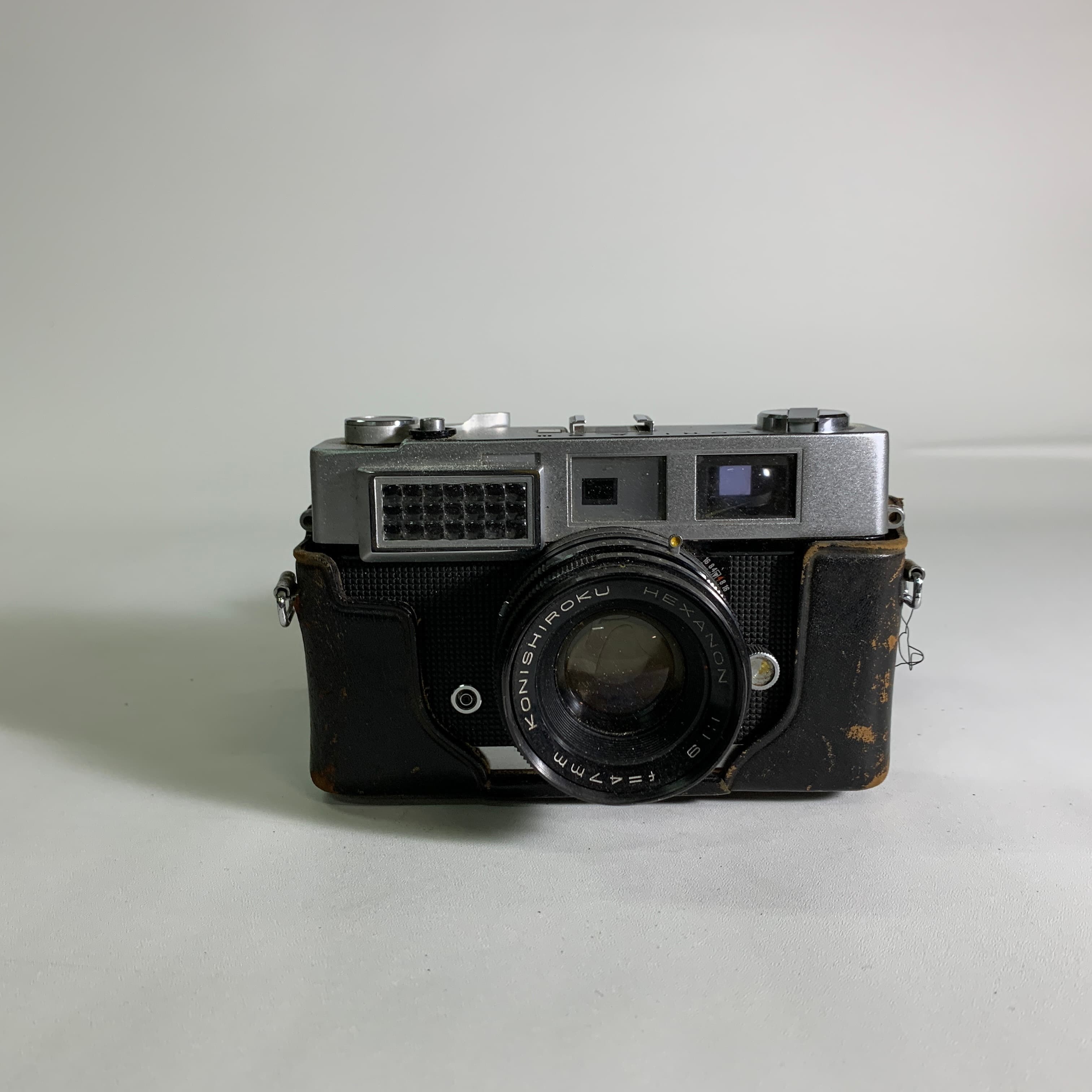 konishiroku black with case
