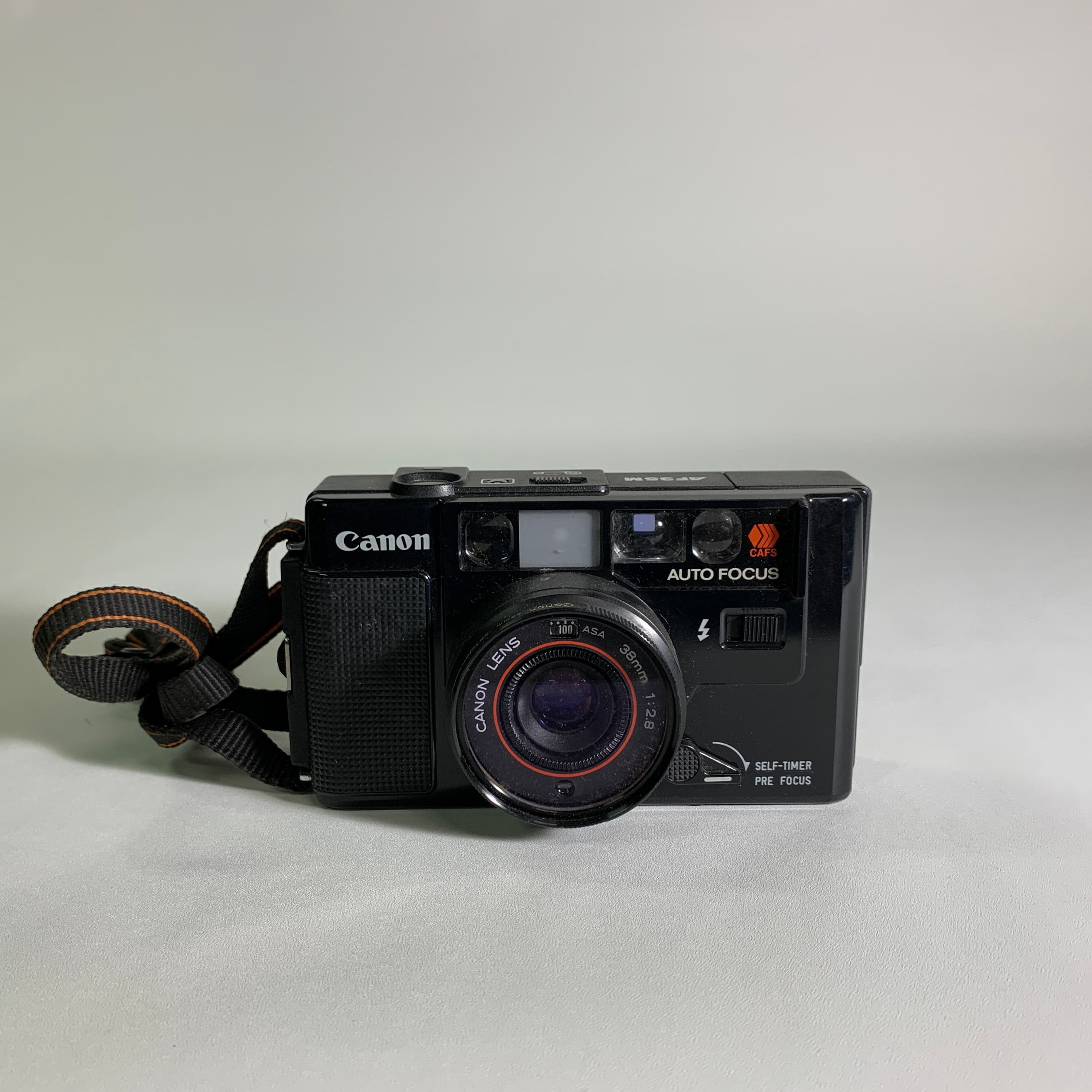 塑膠黑色底片相機(Canon AF35M black)