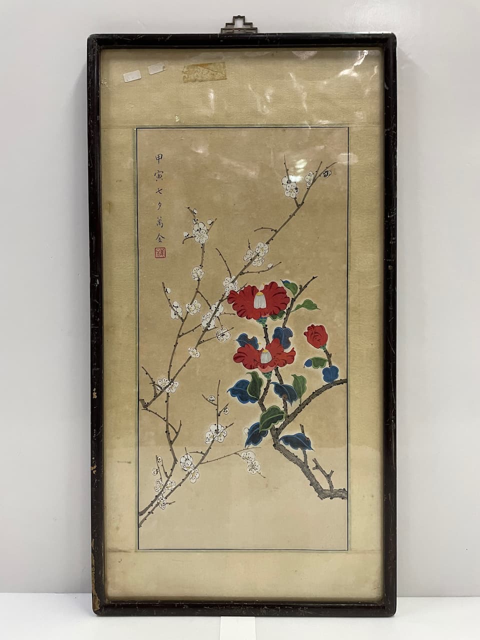 木框直式梅花紅花水墨畫
