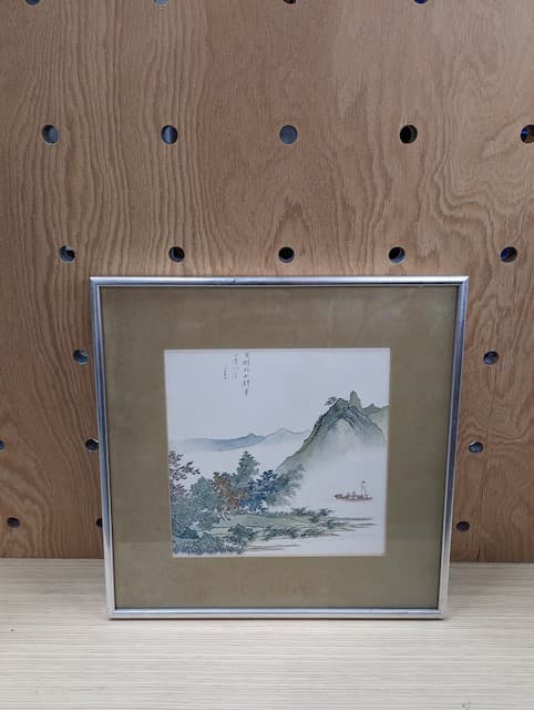 銀框綠邊正方形水墨畫