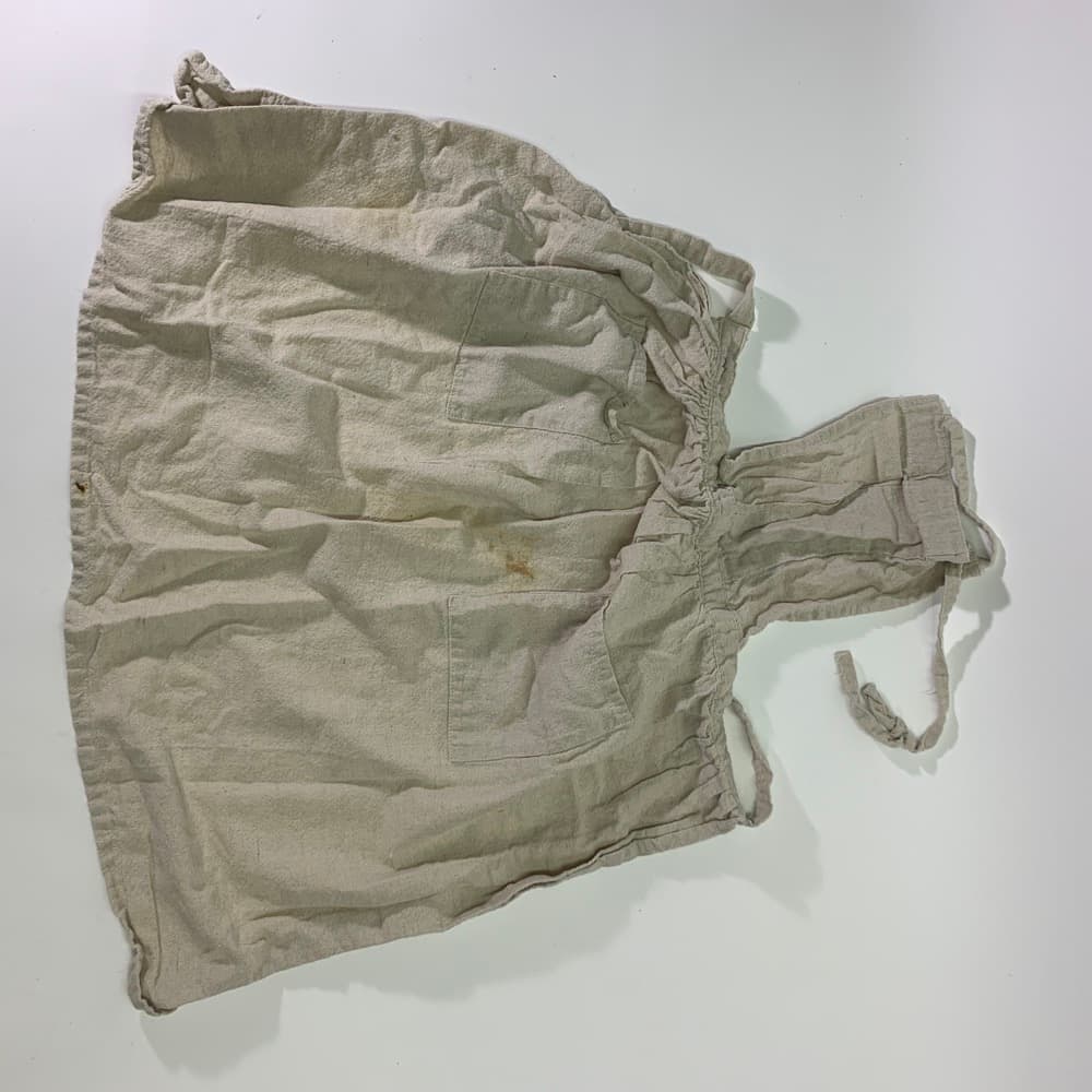 米色亞麻材質圍裙