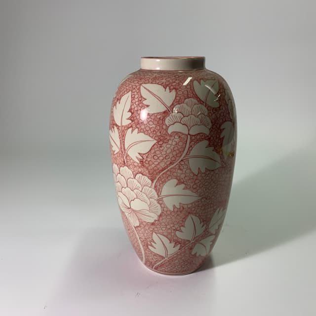 粉色白葉子花瓶