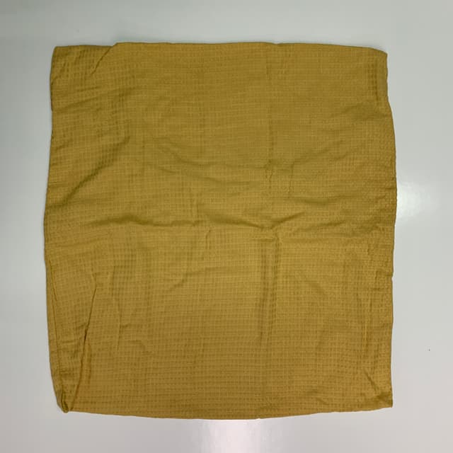 鵝黃色枕頭套1入