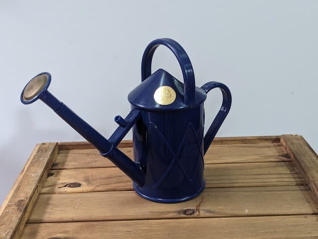 塑膠藍色澆花器