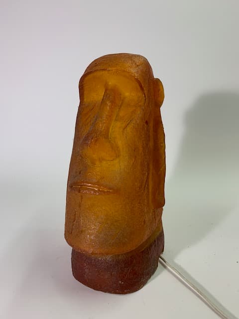 橘色摩艾石像造型桌燈