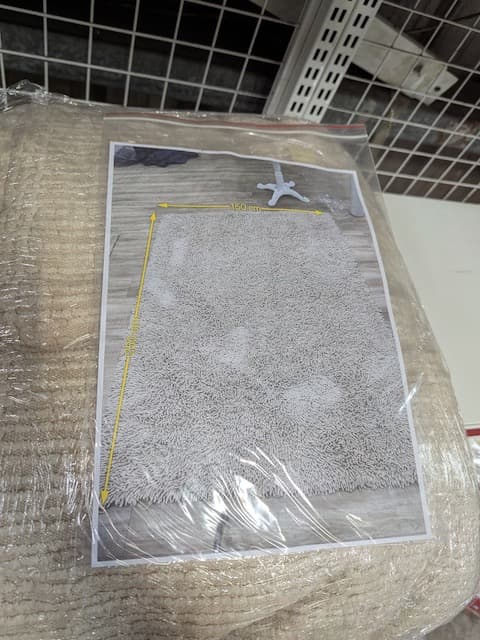 zara home米色長毛地毯