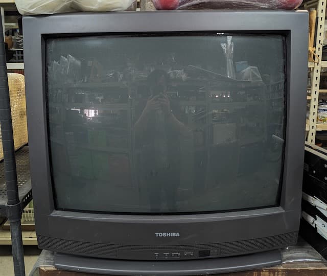 toshiba crt 27吋彩色電視(無遙控器)