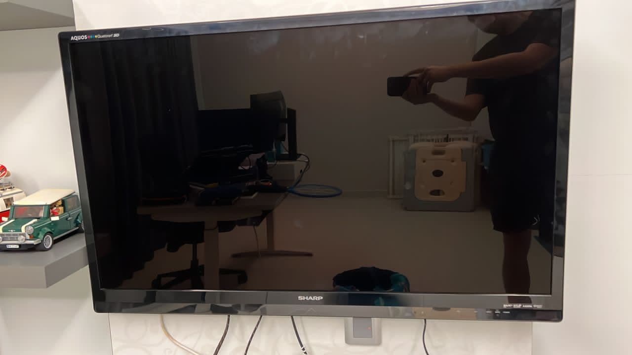 Sharp 42吋電視(有遙控器)