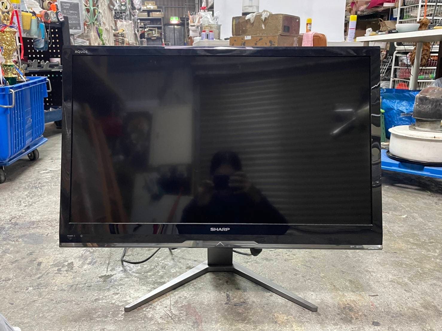 Sharp 32吋電視(有遙控器)